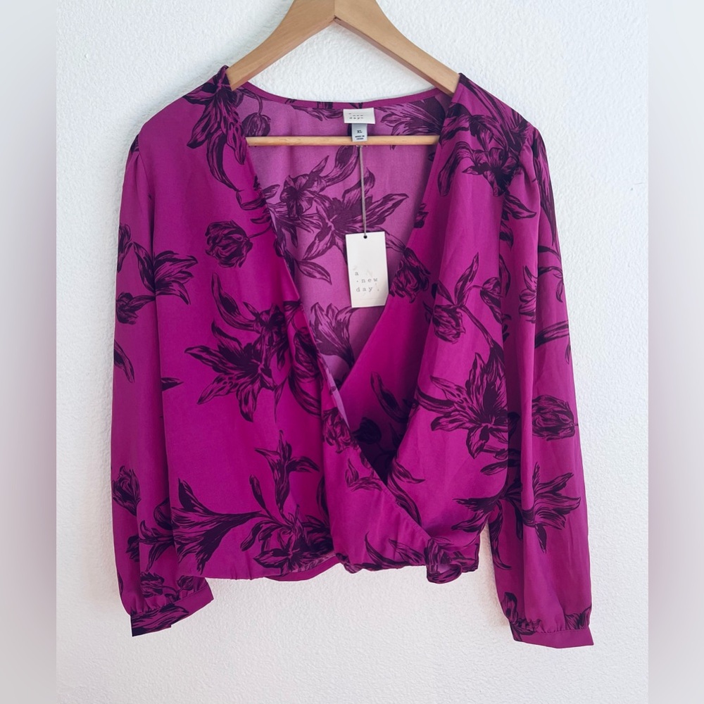 A New Day Purple Floral Puff Long Sleeve Cropped Wrap Top XL - Picture 3 of 11